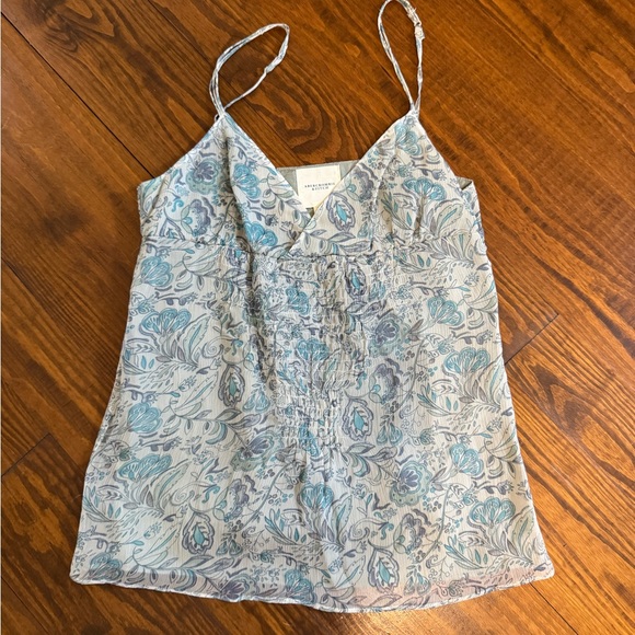 Vintage 100% Silk NWT Abercrombie & Fitch Blue and Cream Floral Tank Medium - Picture 1 of 6